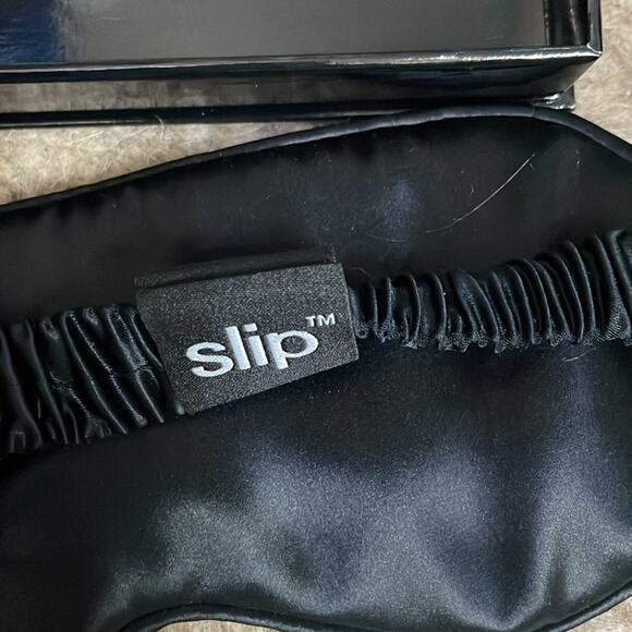 Slip Pure Silk Black Sleep Eye Mask - Picture 5 of 5